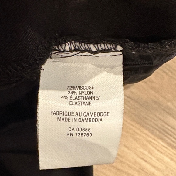 Reitmans Classic Black Skinny Pants - Picture 13 of 13